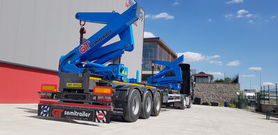 GT CONTAINER SIDELIFTER SEMI TRAILER
The side loader is a kind of construction machine that allows to move the load sideways. It facilitates the transportation of products such as steel beams or long wooden planks. Sidelifter is a semi-trailer used to transport and lift containers over long distances. Side loaders produced by Gt semitrailer consist of quality materials. With its large volume and durability, you can go up in your business with professional transportation with GT's sidelifter side loader semi-trailers.

