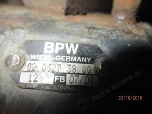 VOLVO トラクタートラックのためのBPW 02.0327.38.00 ブレーキアキュムレーター